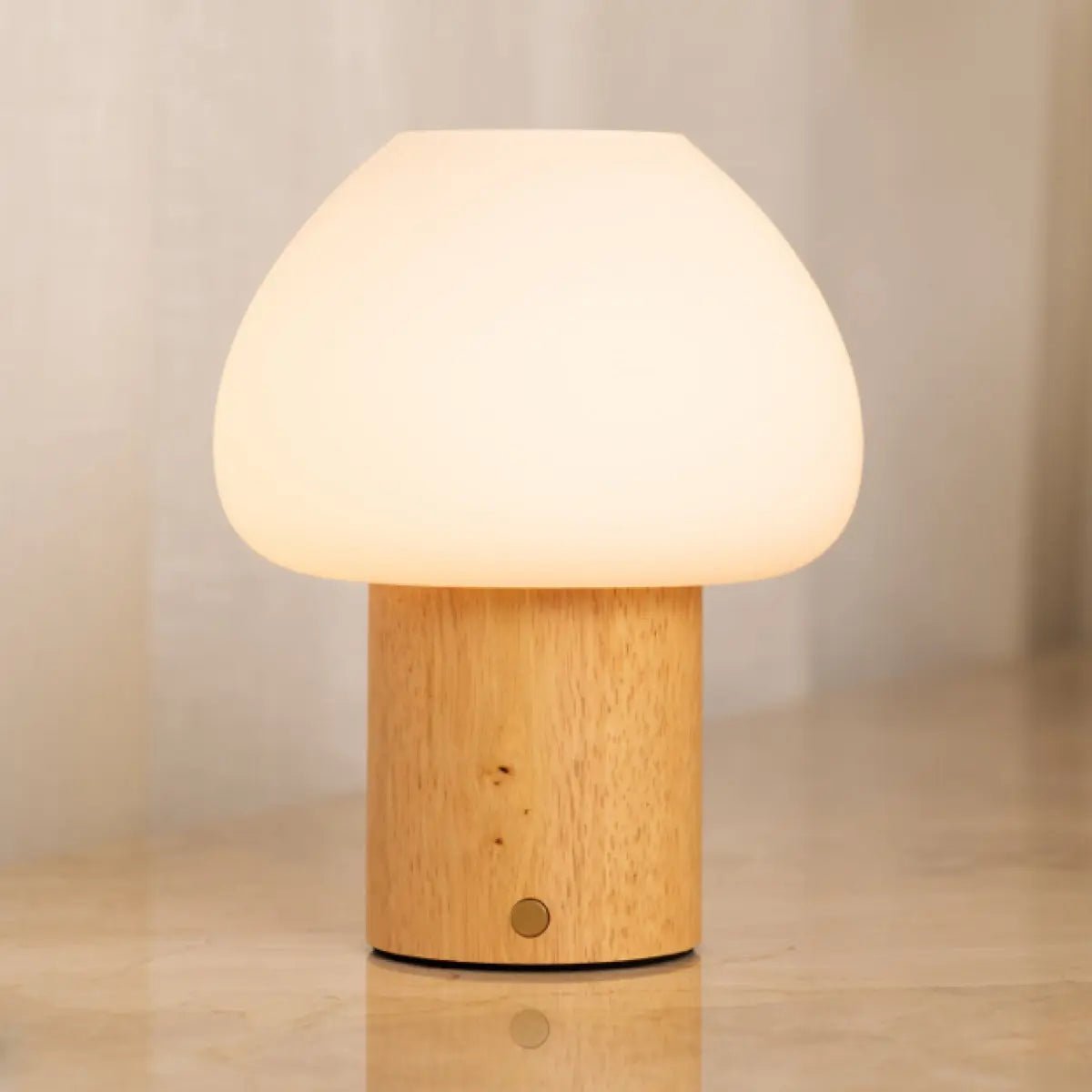 Fynn Lichtbruine houten lamp – Oplaadbaar en dimbaar