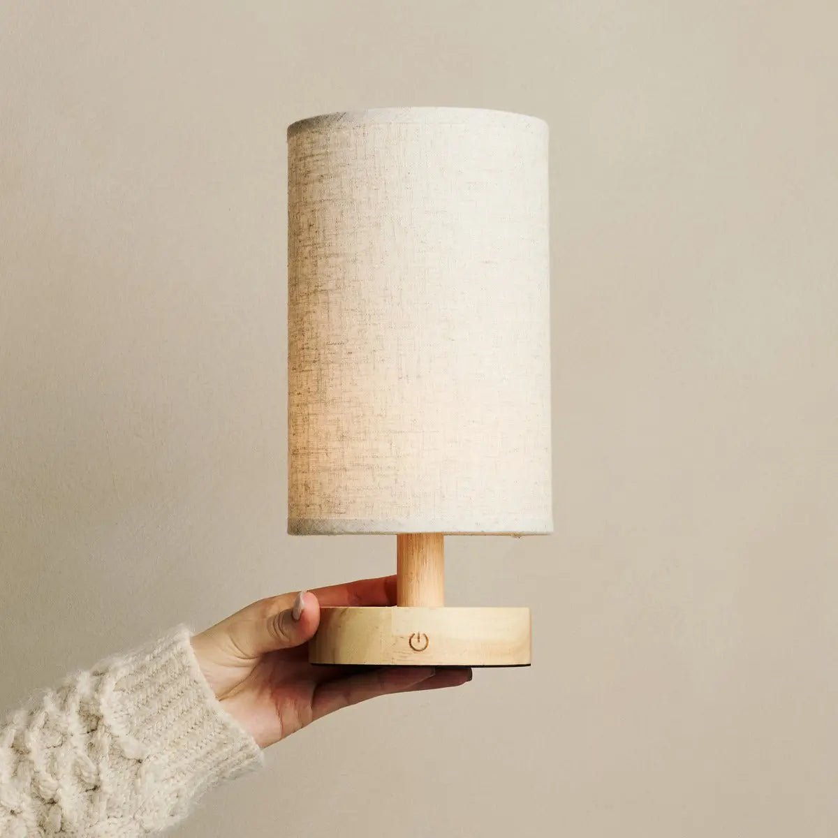 Ben lichtbruine houten tafellamp-oplaadbaar en dimbaar