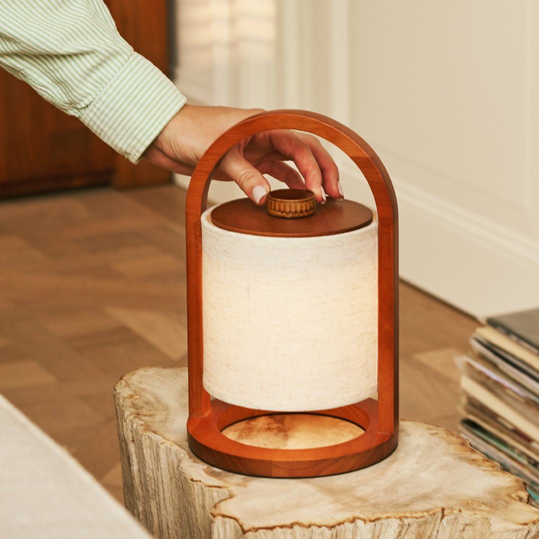 Rivierkastanje houten oplaadbare lamp - dimbaar en draadloos licht