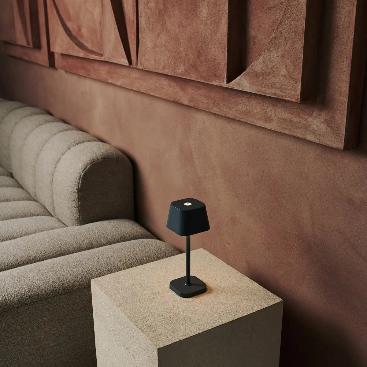 Ava Stone Gray - Oplaadbare tafellamp | Stijlvol, draadloos lamp en dimbaar