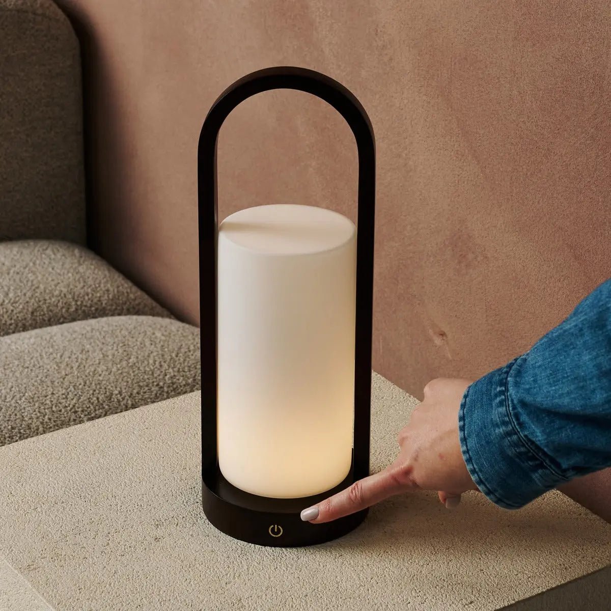 Evie Donkerbruine Oplaadbare Houten Tafellamp – Dimbaar & Snoerloos