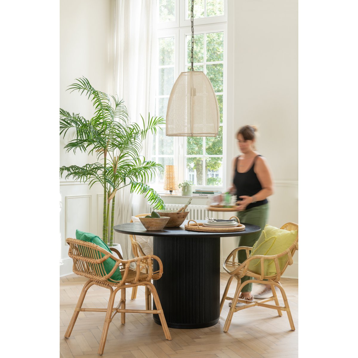 Eettafel Vincent Mangohout Zwart