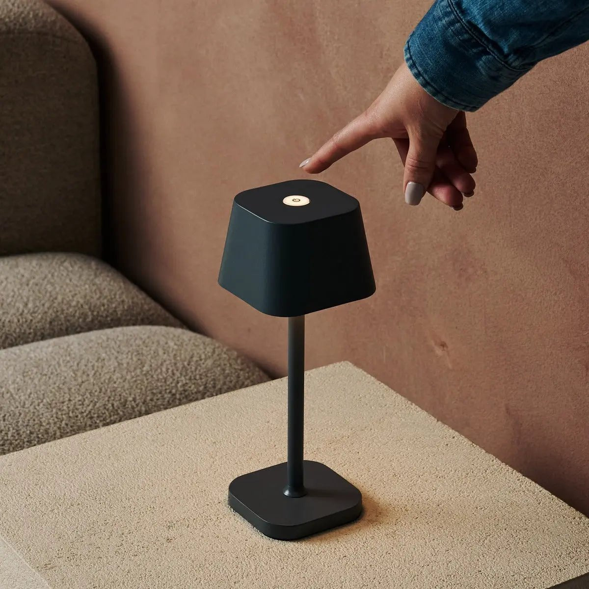 Ava Stone Gray - Oplaadbare tafellamp | Stijlvol, draadloos lamp en dimbaar