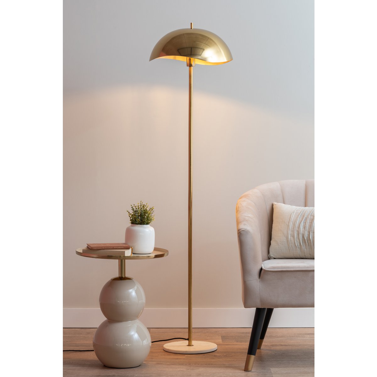 Vloerlamp zwaaide