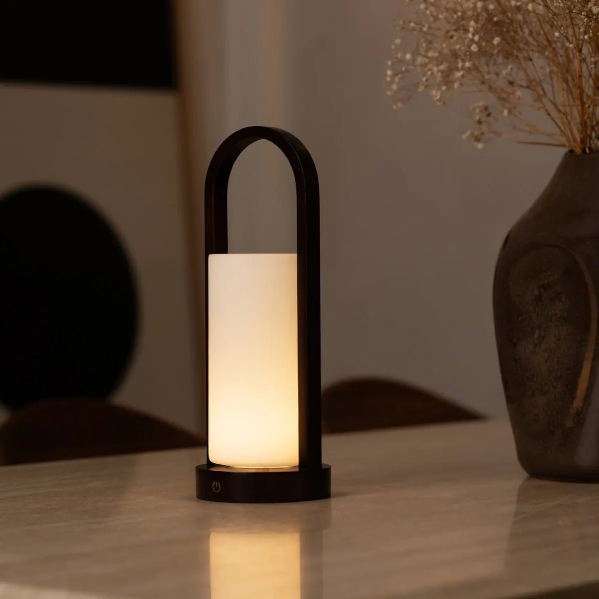Evie Donkerbruine Oplaadbare Houten Tafellamp – Dimbaar & Snoerloos