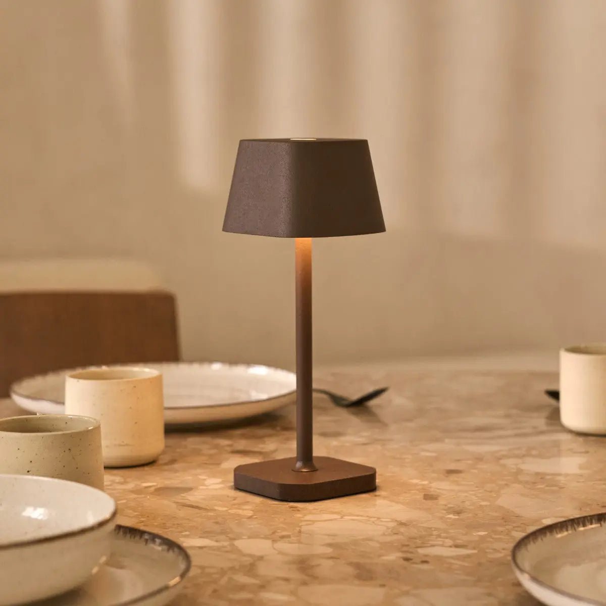 Ava Mokka Bruin Oplaadbare Tafellamp | Draadloos en dimbaar