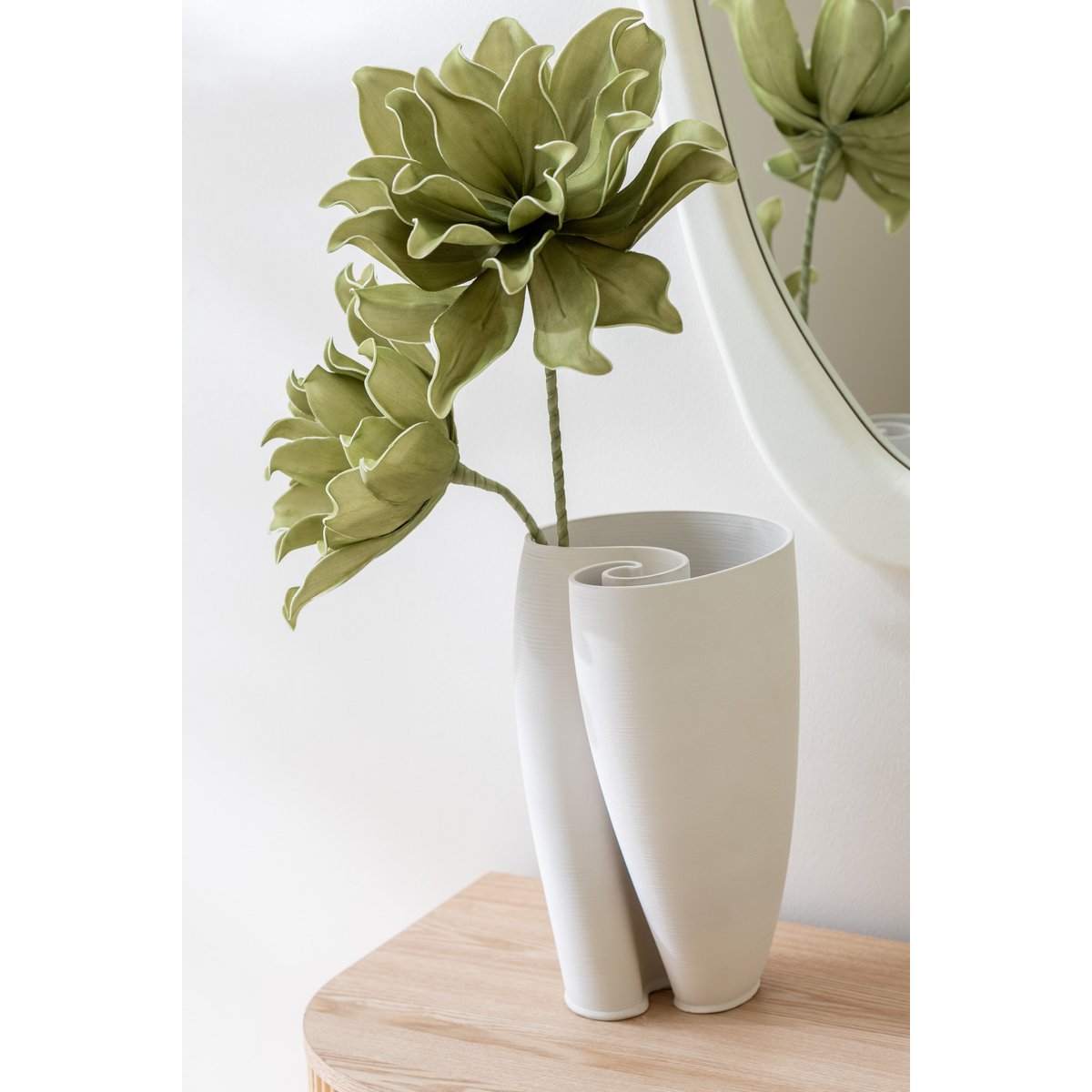 Vaas Hydria Ceramics Beige